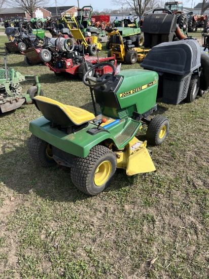 JOHN DEERE HYDRO 165 RIDING MOWER, 42'' DECK, KAWASAKI FB460V ENGINE, HYDROSTATIC