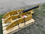 GENTEC HT2650 HYDRAULIC THUMB ATTACHMENT, 26'' X 50''