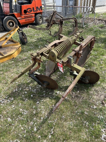 FARMALL SUPER C 2-BOTTOM PLOW