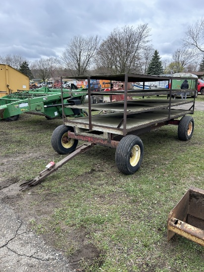FLAT BED WAGON WITH RACKS, 150'' LONG