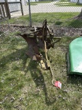 ALLIS CHALMERS 2-BOTTOM PLOW