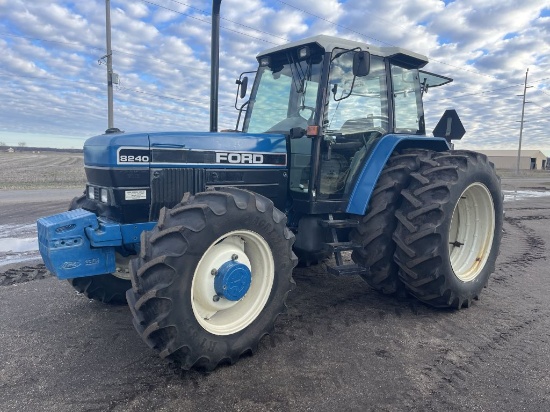 FORD 8240 TRACTOR, MFWD, 3PT, PTO, 2-REMOTES, 8 FRONT WEIGHTS, 18.4-38 REAR DUALS, 14.9R28 FRONT TIR