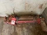 HYDRAULIC CYLINDERS (2)