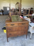 DRESSER, HEADBOARD & FOOTBOARD SET
