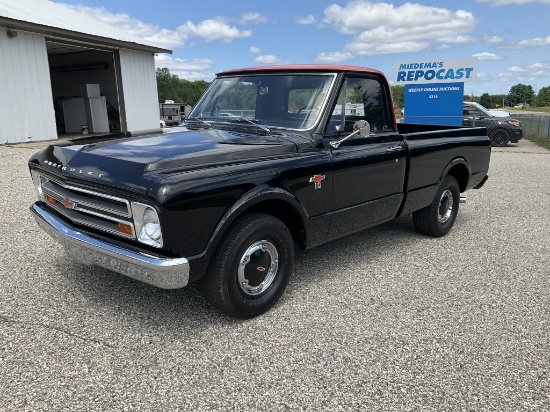 1967 CHEVROLET C-10 SHORTBOX FLEETSIDE PICKUP