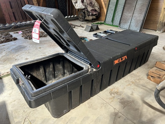 DELTA PLASTIC TRUCK BED TOOL BOX