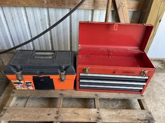 CRAFTSMAN 3-TRAY METAL TOOL BOX, 20.5'' LONG X 8'' DEEP X 11.5'' TALL, AND (1) STANLEY PLASTIC TOOL 