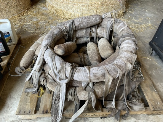 LOT OF ASSORTED HANGING INSECTICIDE SOCK.
