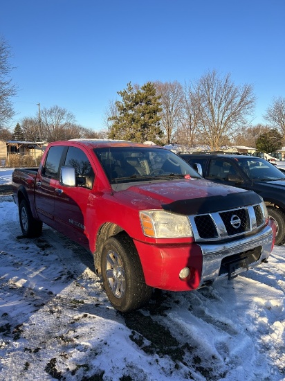 2007 NISSAN TITAN CREW CAB PICKUP, 5.6L V8 GAS ENGINE, AUTO TRANS, 4X4, LEATHER, PW, PL, PM, AM/FM-C