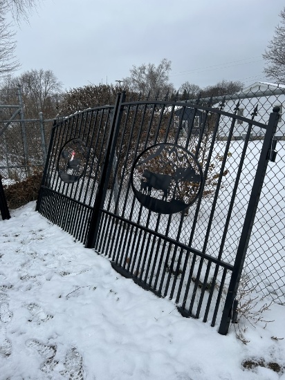 NEW 14' BI-PARTING GATE WITH COW PICTURE
