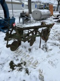 JOHN DEERE 3-BOTTOM PLOW, 3PT
