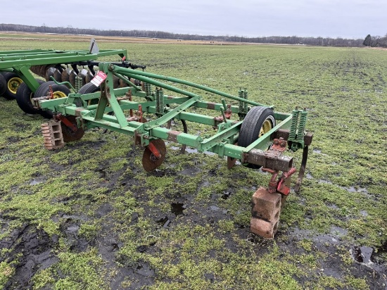JOHN DEERE 12' FIELD CULTIVATOR, 3 PT