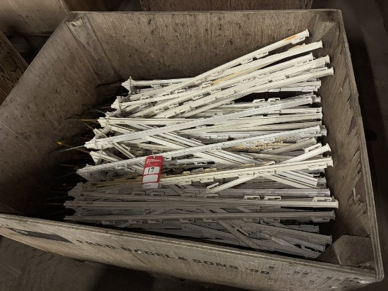 PLASTIC FENCE POSTS [APPROX 110]