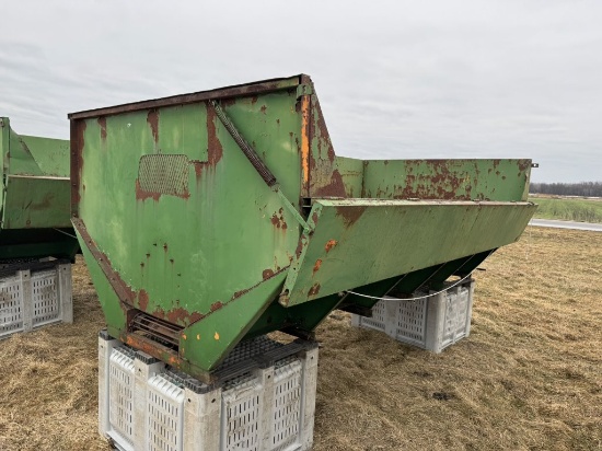 MCCONNEL 14' POTATO BOX WITH APRON CHAIN