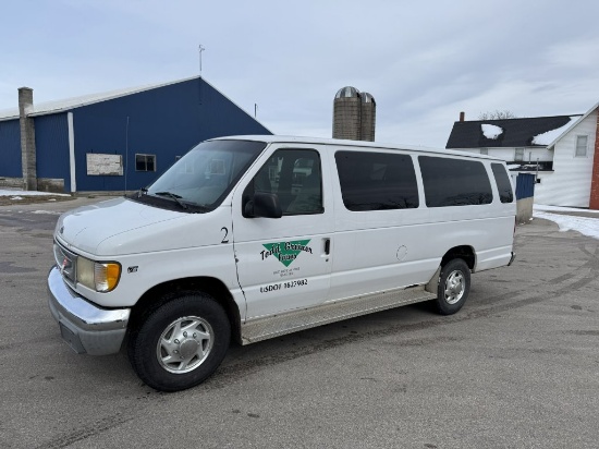 1999 FORD E350 XLT SUPER DUTY MULTI-PASSENGER VAN, TRITON V8 GAS ENGINE, PW, PL, PM, AM/FM-CASS RADI