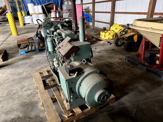 DETROIT DIESEL GENERATOR SET, 20 KW, 25 KVA, 3-PHASE, 230 VOLT