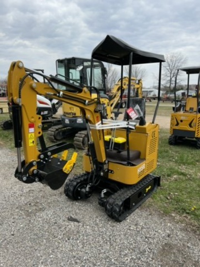 NEW AGT INDUSTRIAL H15R MINI EXCAVATOR, 420CC GAS ENGINE WITH ELECTRIC START, HYDROSTATIC DRIVE, 16'