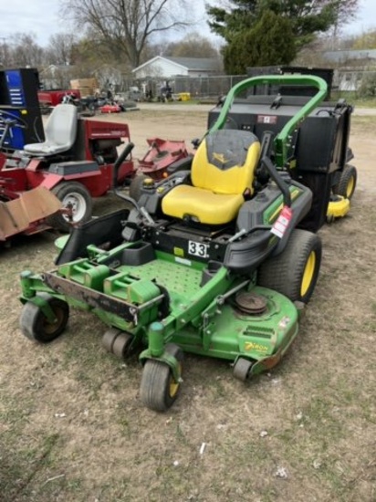 JOHN DEERE Z950M ZERO TURN MOWER, 60'' DECK, WITH JOHN DEERE VAC SYSTEM, KAWASAKI GAS ENGINE, 1911 H