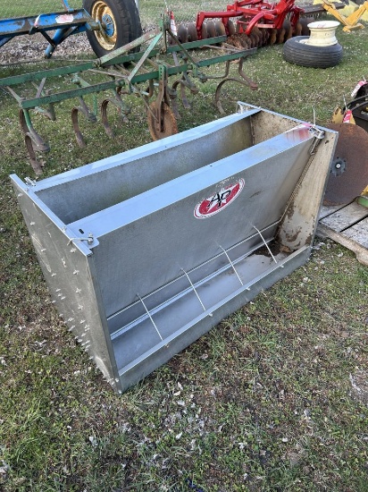 AP 4' ALUMINUM HOG FEEDER