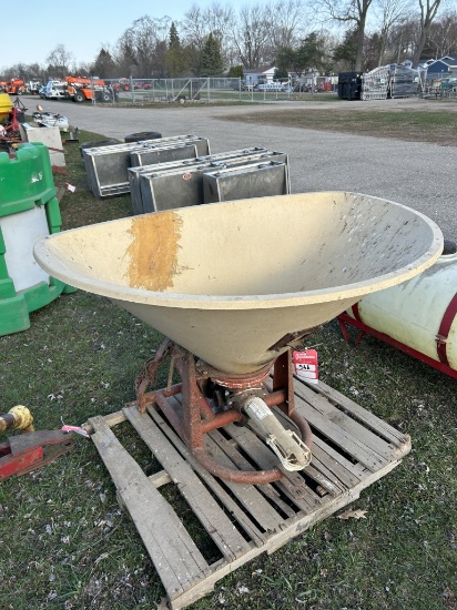 VICON FERTILIZER SPREADER