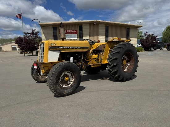 INTERNATIONAL 2400B TRACTOR