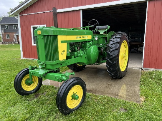 John Deere 620 Tractor