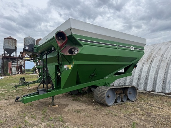1997 J&M 1075-16 Grain Cart, 1,000 Bu., Bin Extensions, 16'' Auger, 30'' Tracks, S/N: 6012  (2948) ~