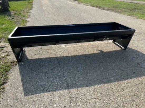 NEW CATTLE FEEDER