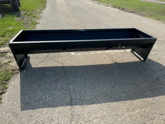 NEW CATTLE FEEDER