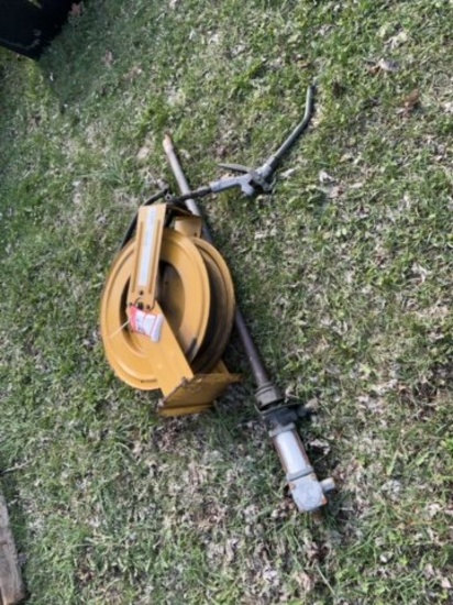HOSE REEL WITH PUMP, FOR HYDRAULIC OIL