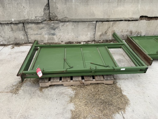 Powder River headlock gate, sliding door panel