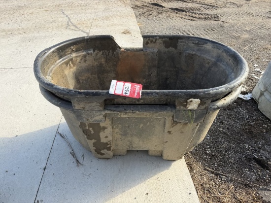 Rubbermaid livestock tanks (Qty 2)