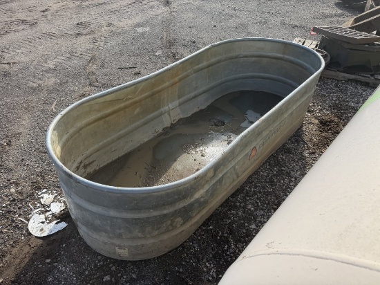 Countyline steel livestock tank