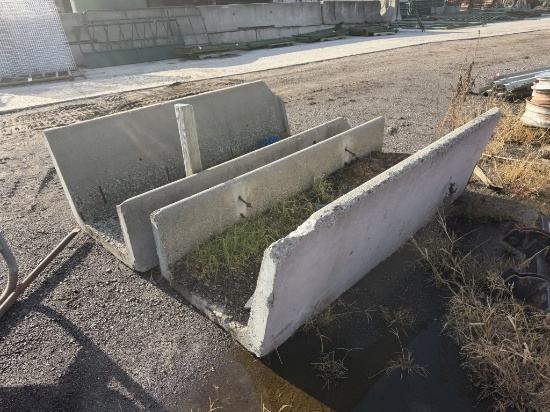 Feed bunks, 8' (Qty 2)