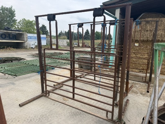 Pass-through gate