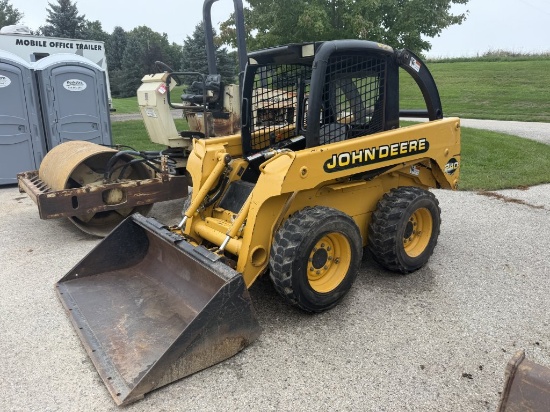 2001 John Deere 240 Skid Steer