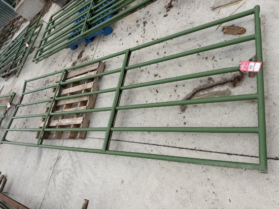 Powder River livestock gate, 164'' long x 52.5'' tall
