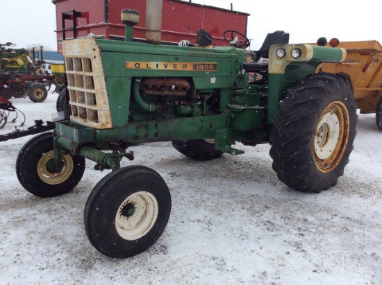 Oliver 1850 Gas Tractor