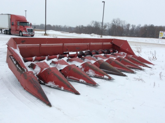 IH 983 Corn Head