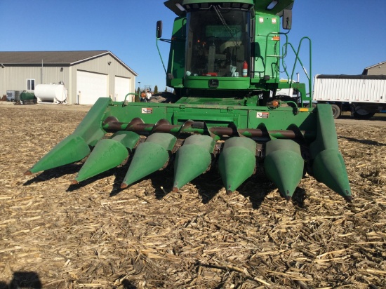 1997 JD 693 corn head