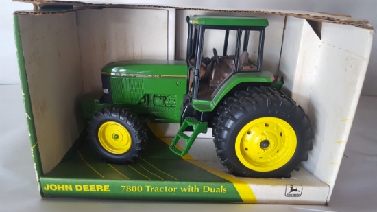 JD 7800 Row Crop Tractor w/Duals