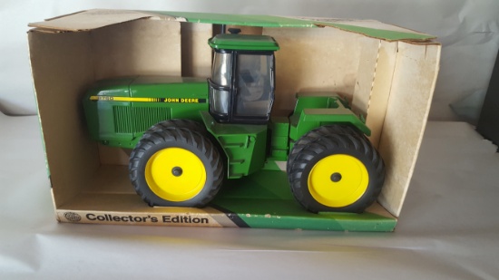 JD 4WD Tractor Collector's Edition