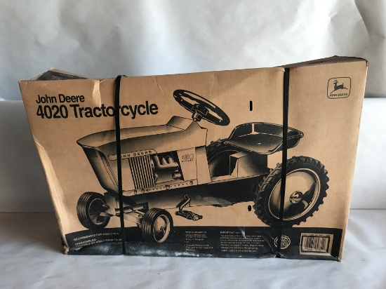 John Deere 4020 Pedal Tractor