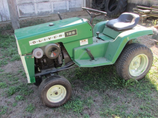 Oliver 125 Garden Tractor