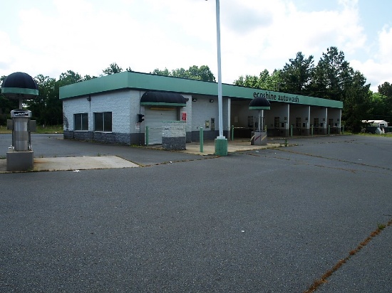 Commercial property in NC  over 5 acres