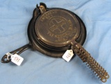 Waffle Iron; No. 7; American; Griswold; Pn 890/889; Base 972
