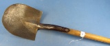 Dirt Shovel ; #2; Round Pt.; Long Hndl; Winchester; Wlrsst2