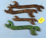 Lot: 4 Wrenches: Jd50; Jd52; Jd51 (green) & Deere