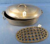 Wagner #5 Drip Drop Baster; Cover & Trivet