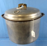 Waterless Cooking Kettle; A14116 W/ Lid; Rack & Trivet; Griswold Epu; Ll; Block; Alum. (has Bake Me